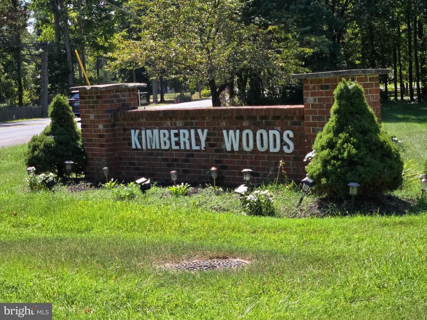 **PRICE REDUCED!! Last Buyer had a change of heart. Almost 1 1/2 acre of land to build your dream home. Nestled in the community of Kimberly Woods. Close to the National Harbor, Washington DC, Alexandria VA, restaurants and shopping.  Come see the possibilities.
*Serious Inquiries only, please!