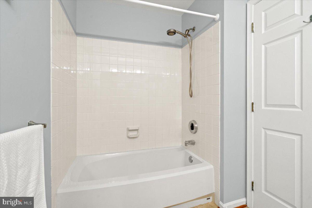 BULL RUN CONDO - Residential Lease