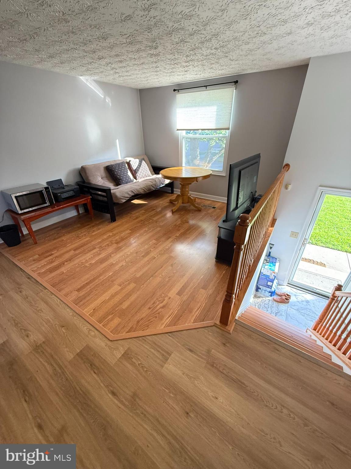 PLEASANT VALLEY - Residential Lease