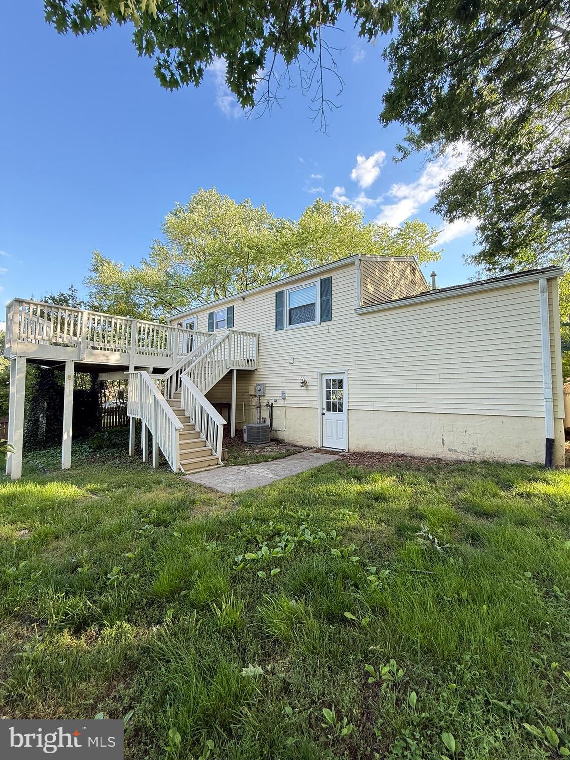 PLEASANT VALLEY - Residential Lease