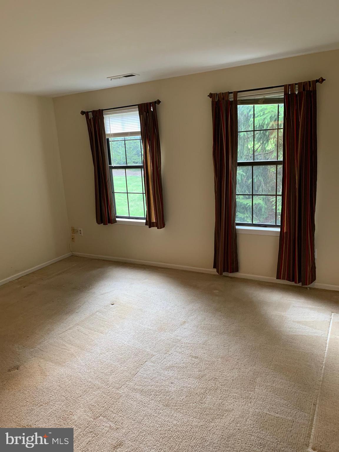 HAMPTON GREENS - Residential