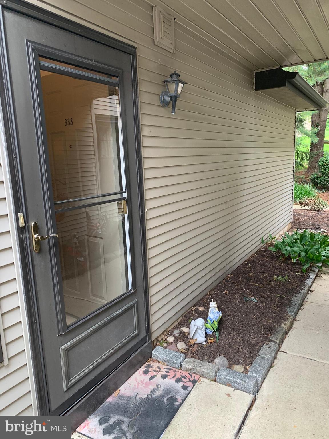 HAMPTON GREENS - Residential