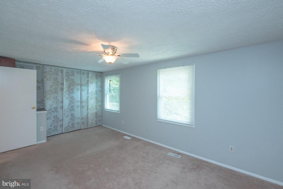 NEWINGTON FOREST - Residential