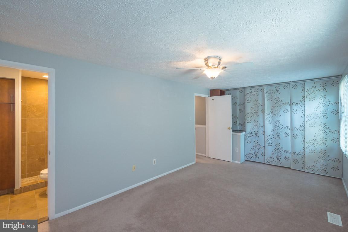 NEWINGTON FOREST - Residential