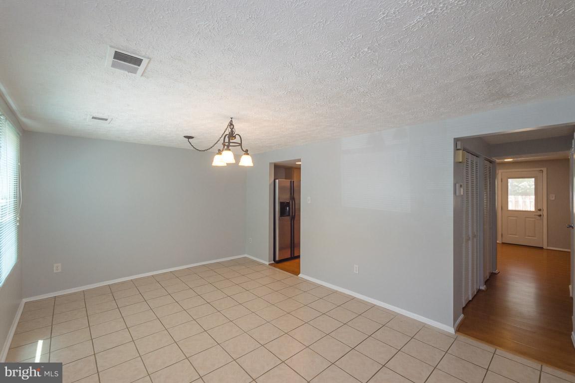 NEWINGTON FOREST - Residential