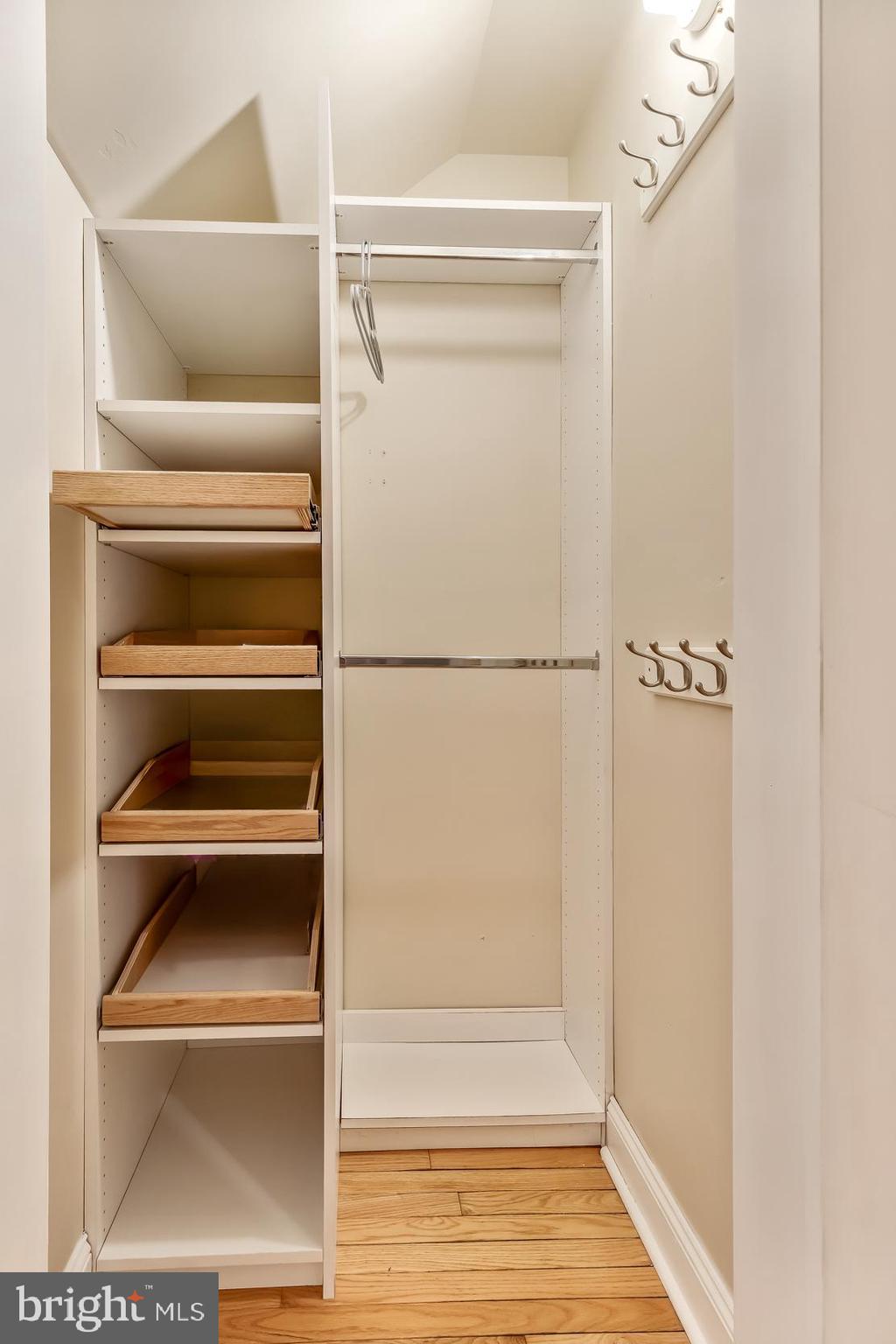 SPRING GARDEN - Residential