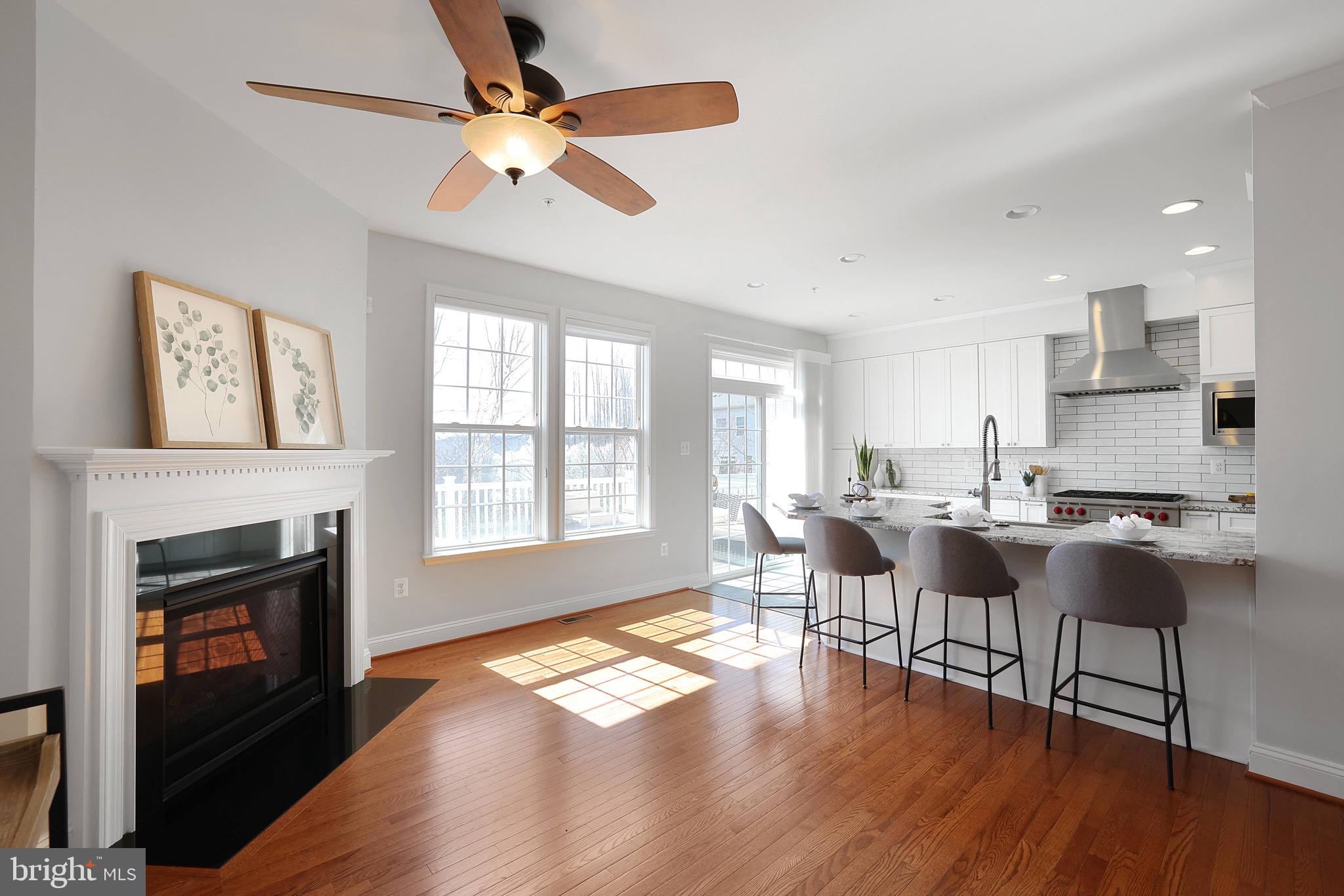 EMERSON - Residential