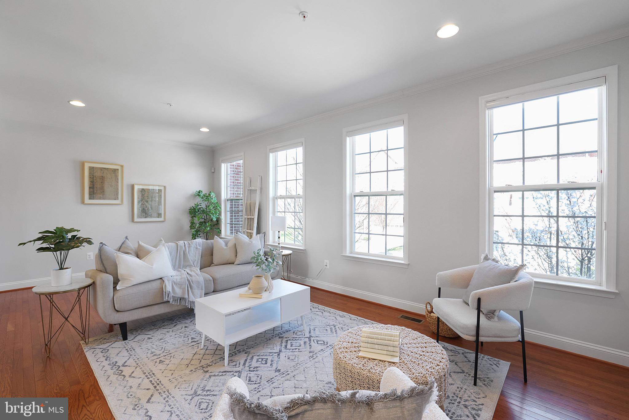 EMERSON - Residential