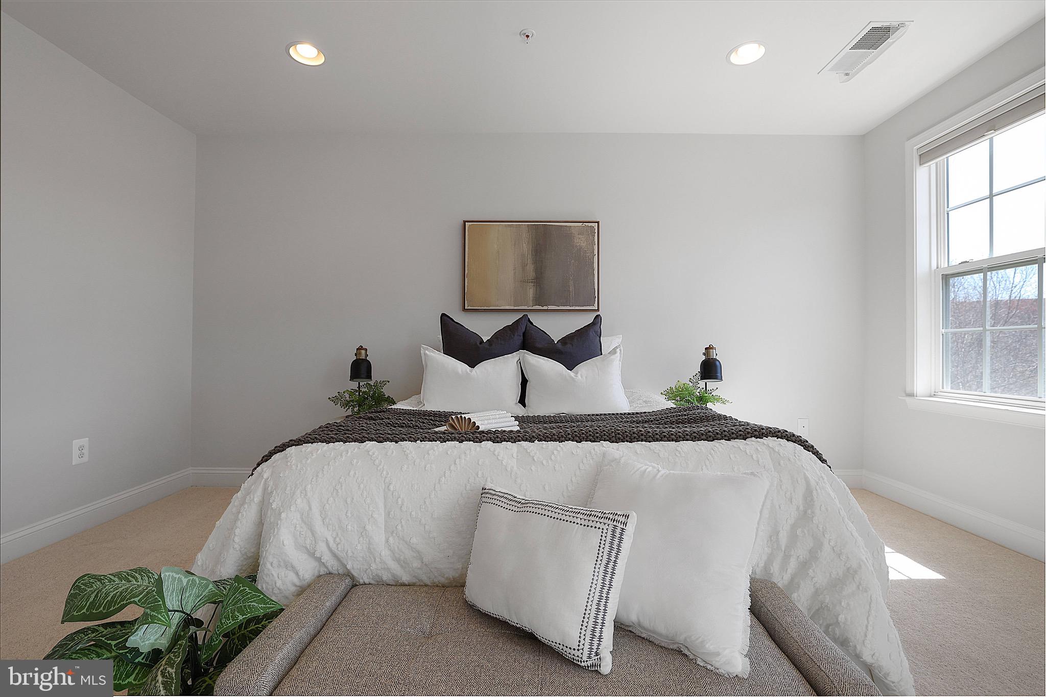 EMERSON - Residential