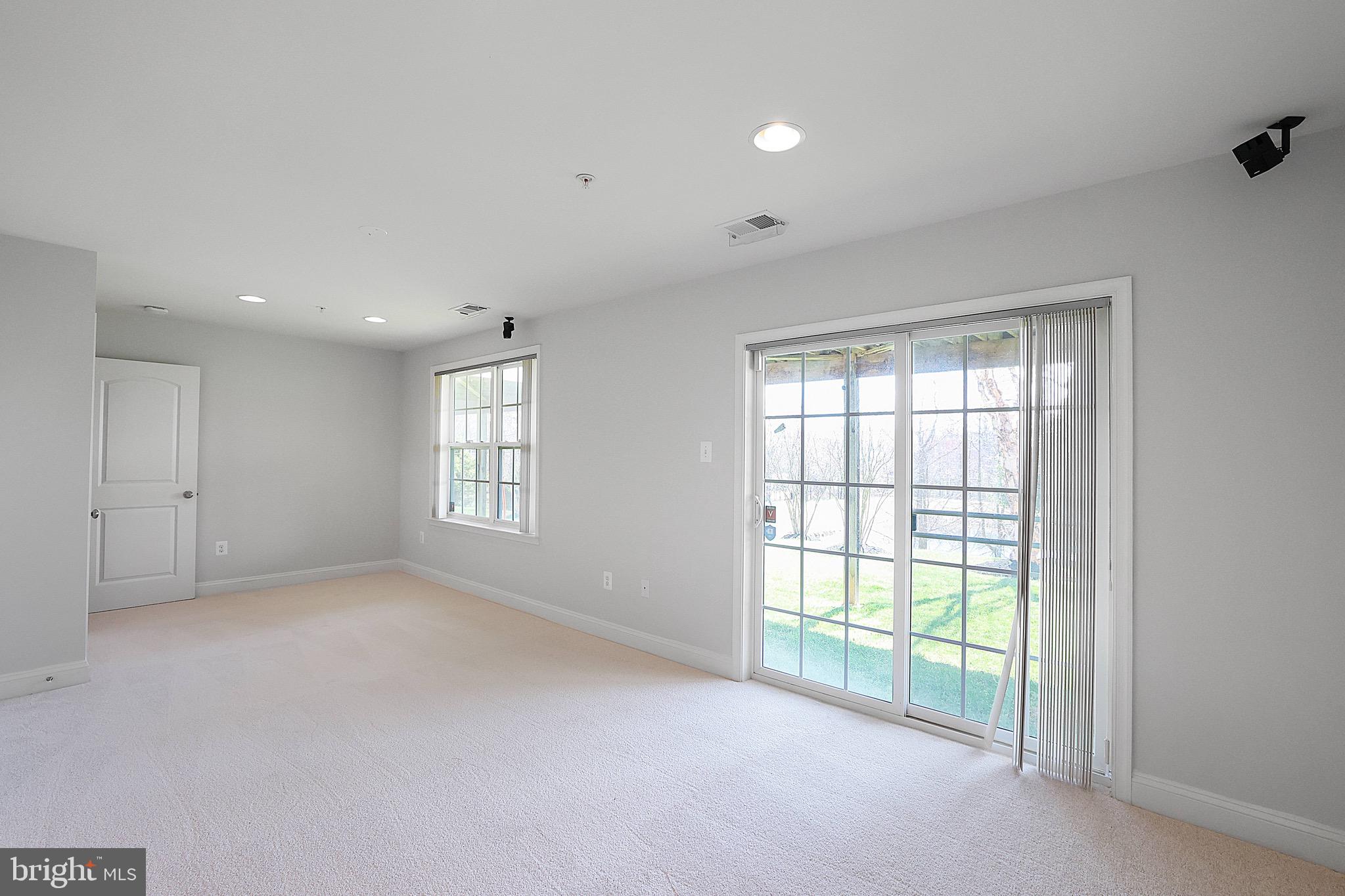 EMERSON - Residential