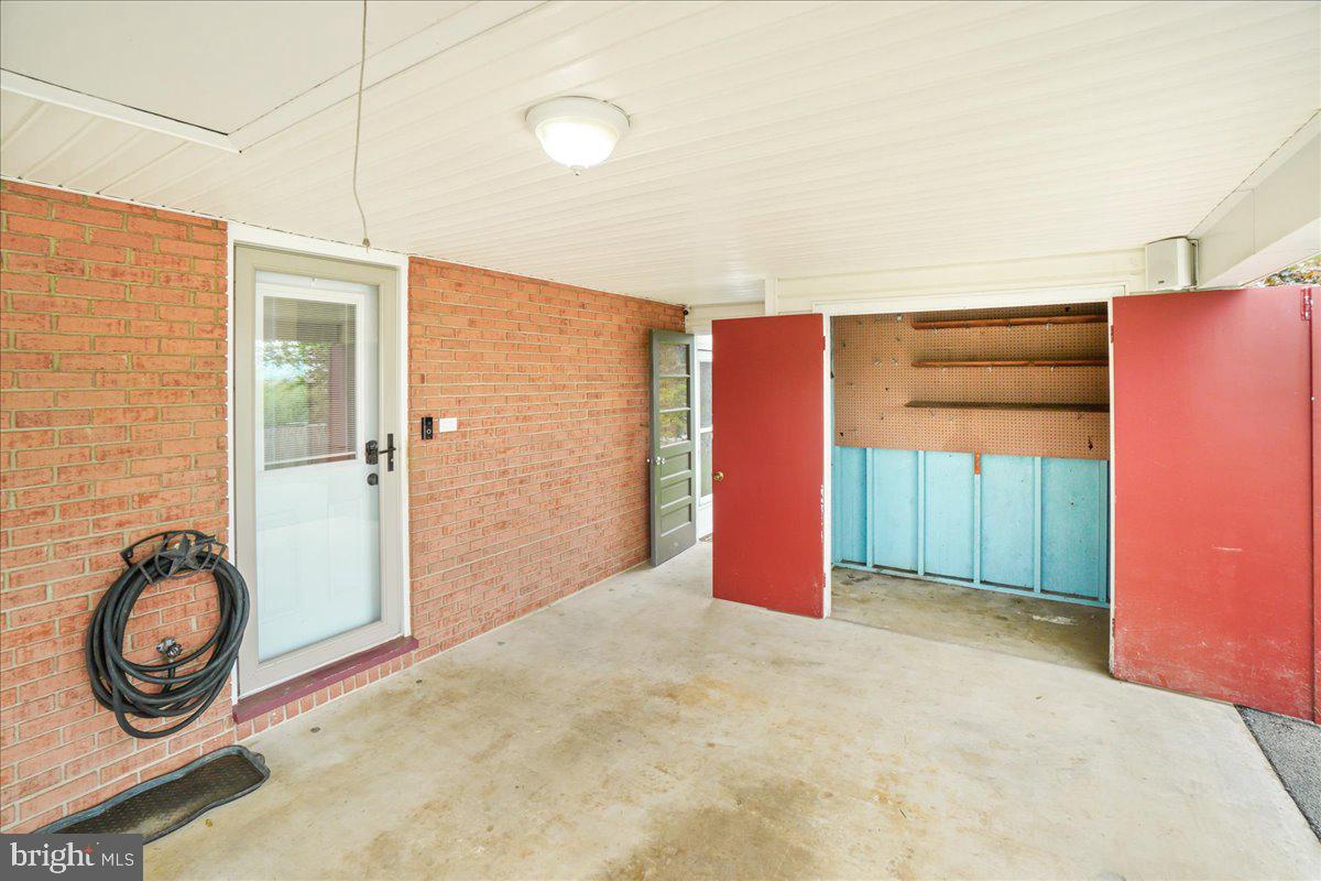 MYERSVILLE - Residential