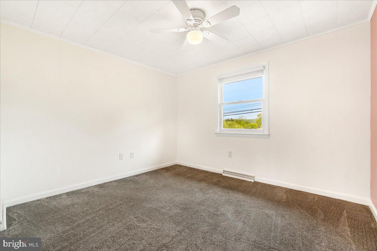 MYERSVILLE - Residential