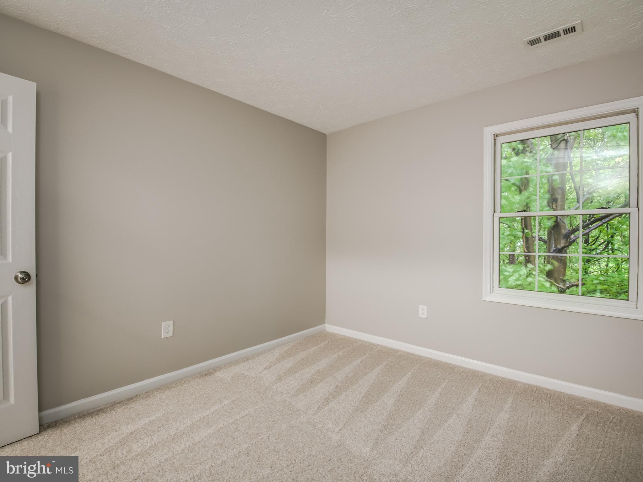 KINGS WOODS - Residential