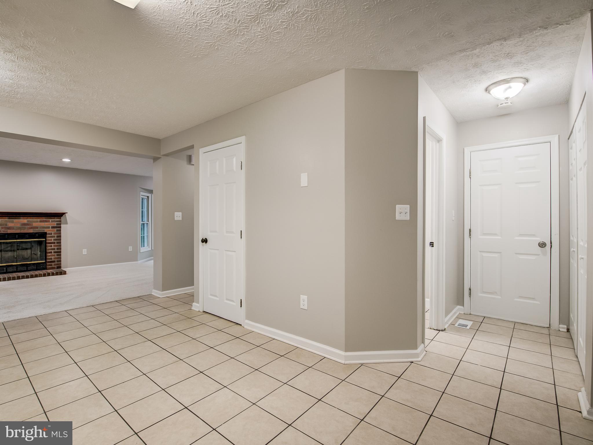 KINGS WOODS - Residential