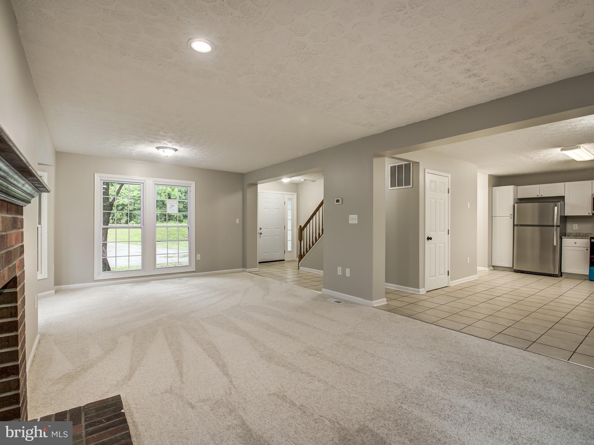 KINGS WOODS - Residential