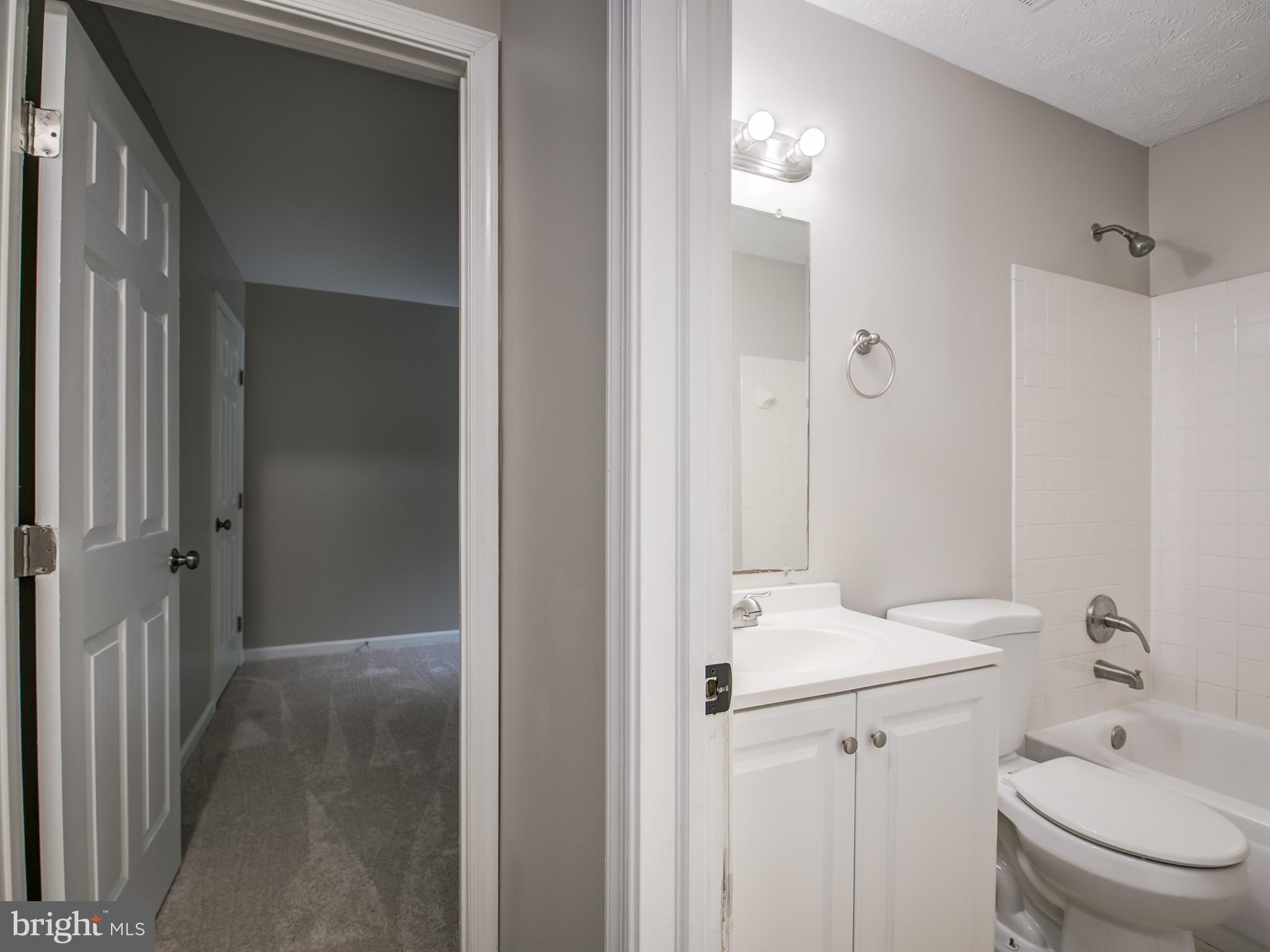 KINGS WOODS - Residential