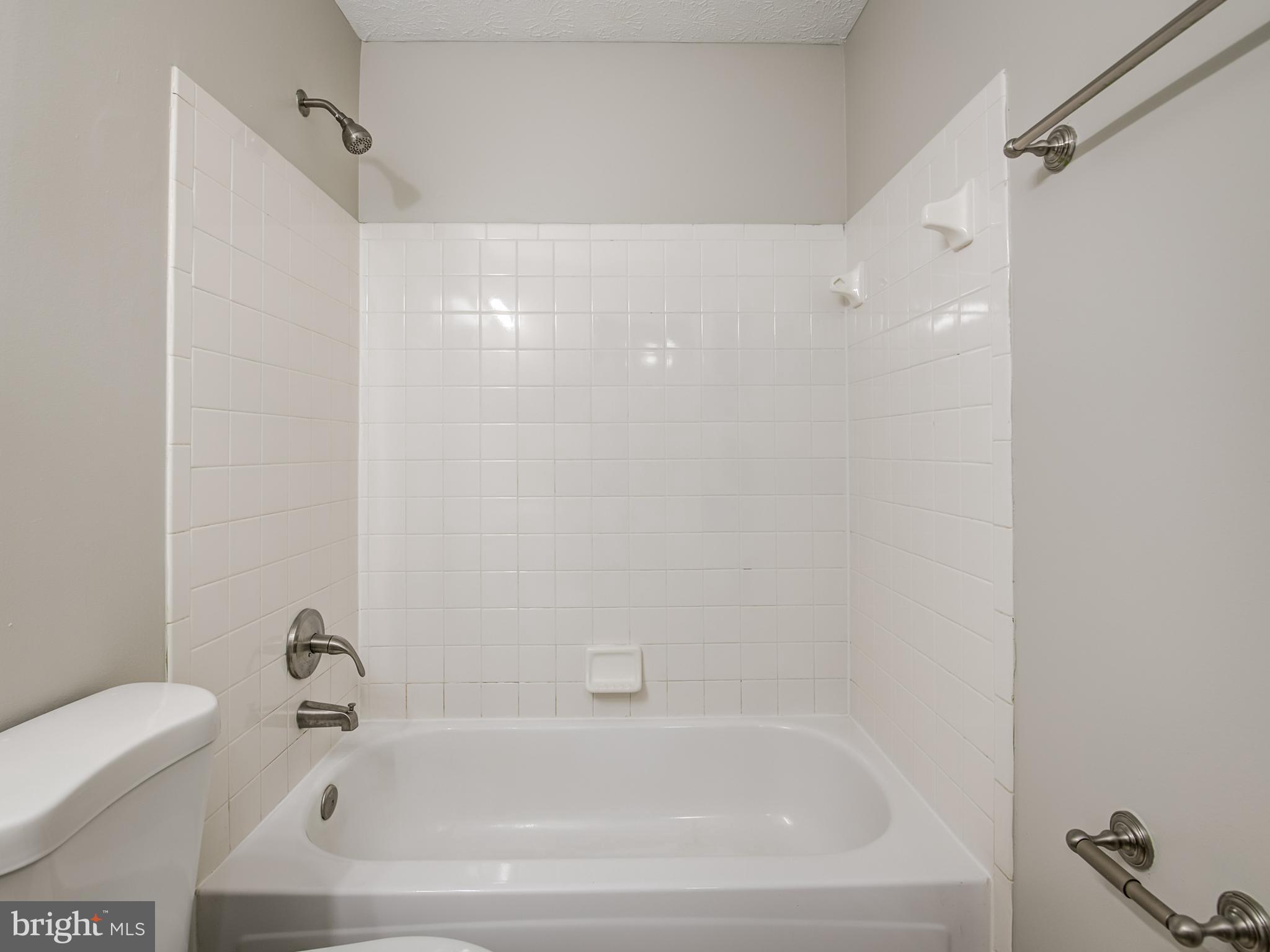 KINGS WOODS - Residential