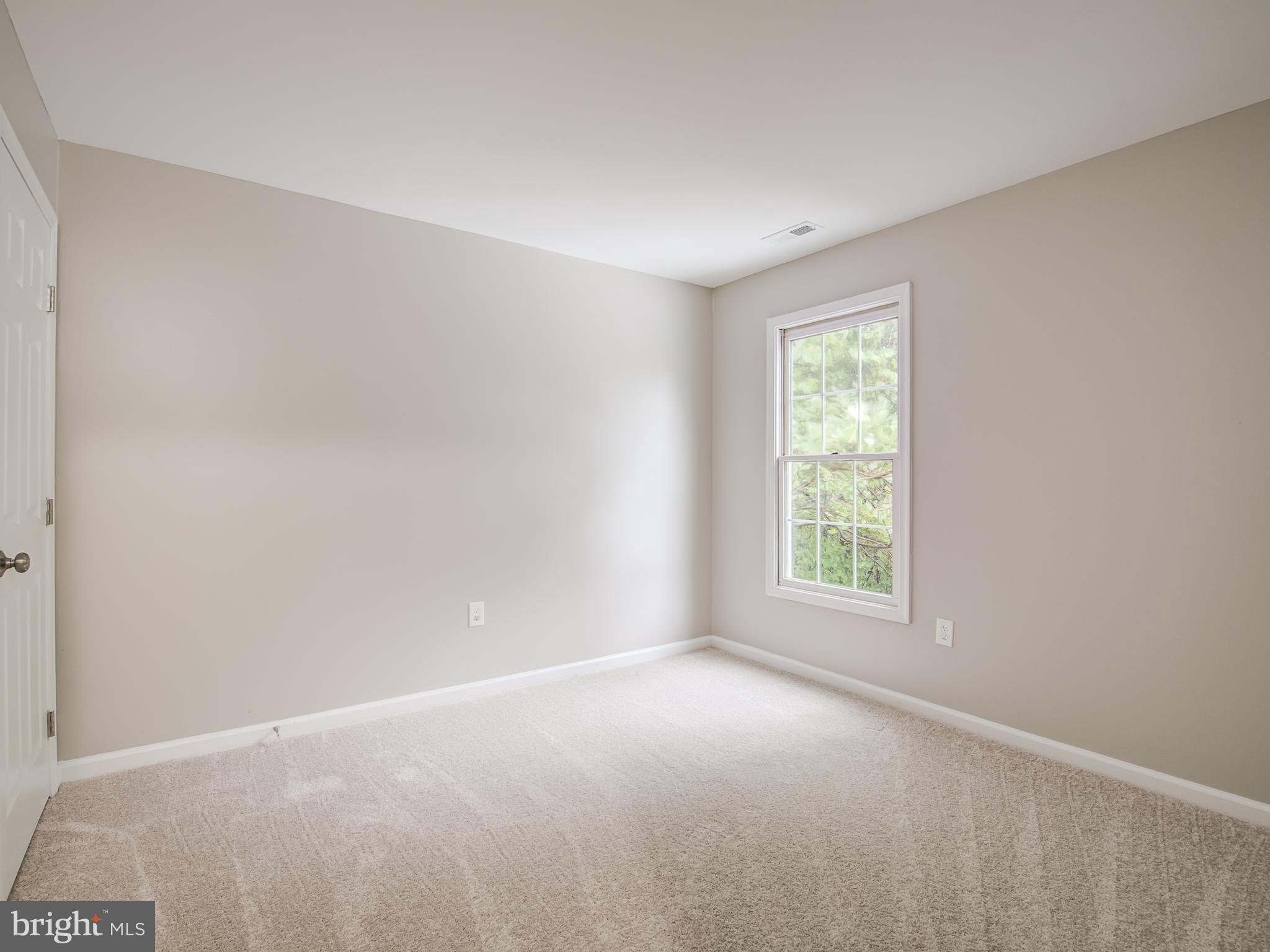 KINGS WOODS - Residential