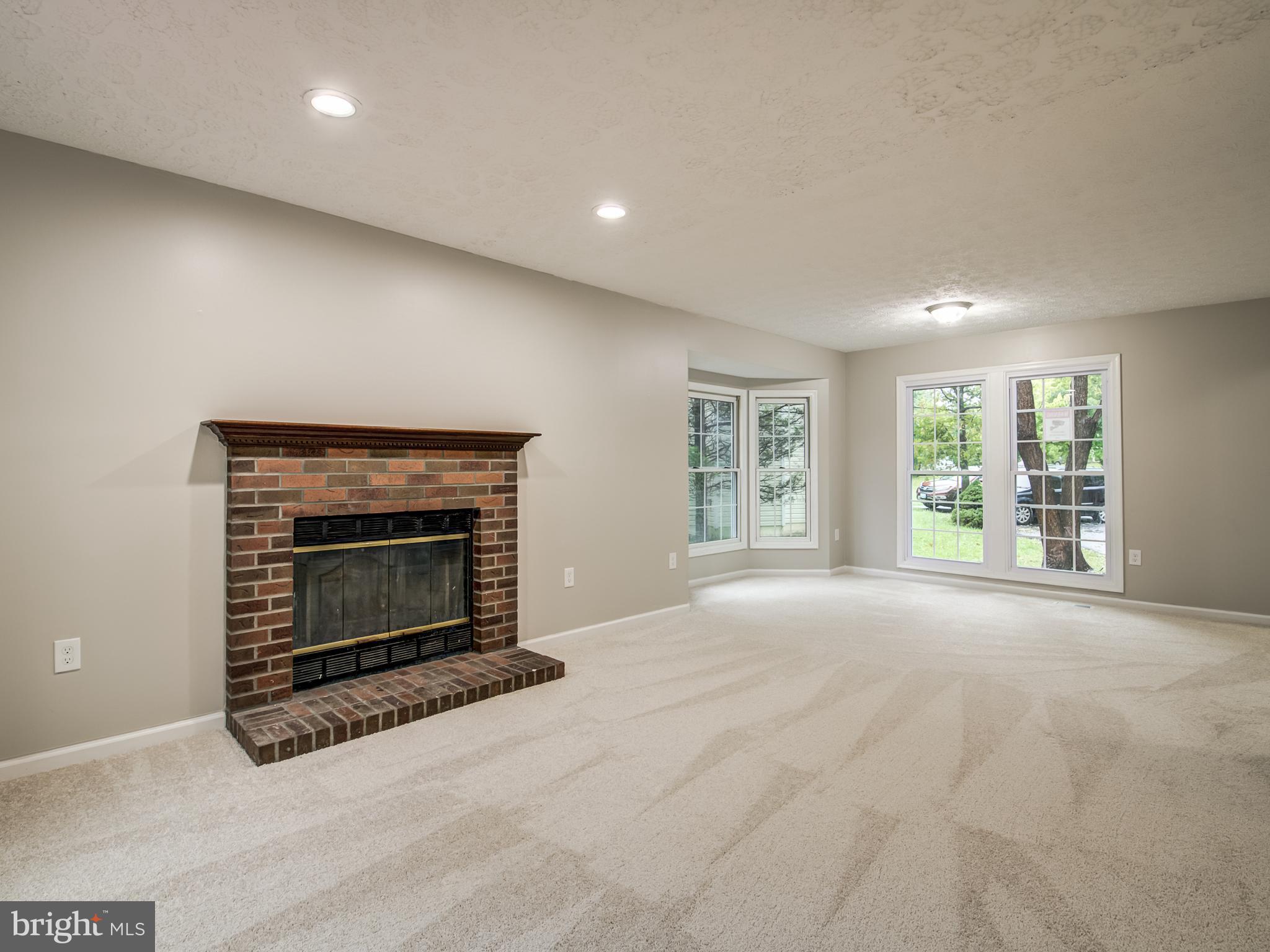 KINGS WOODS - Residential