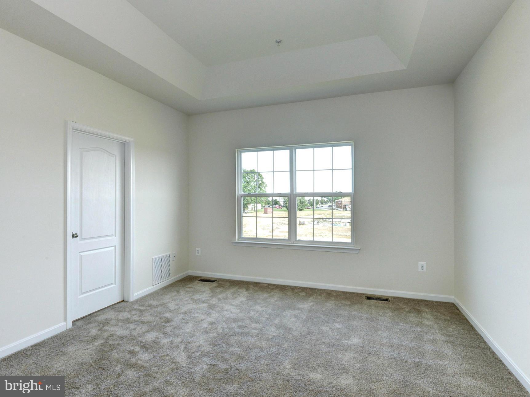 ADMIRALS LANDING - Residential