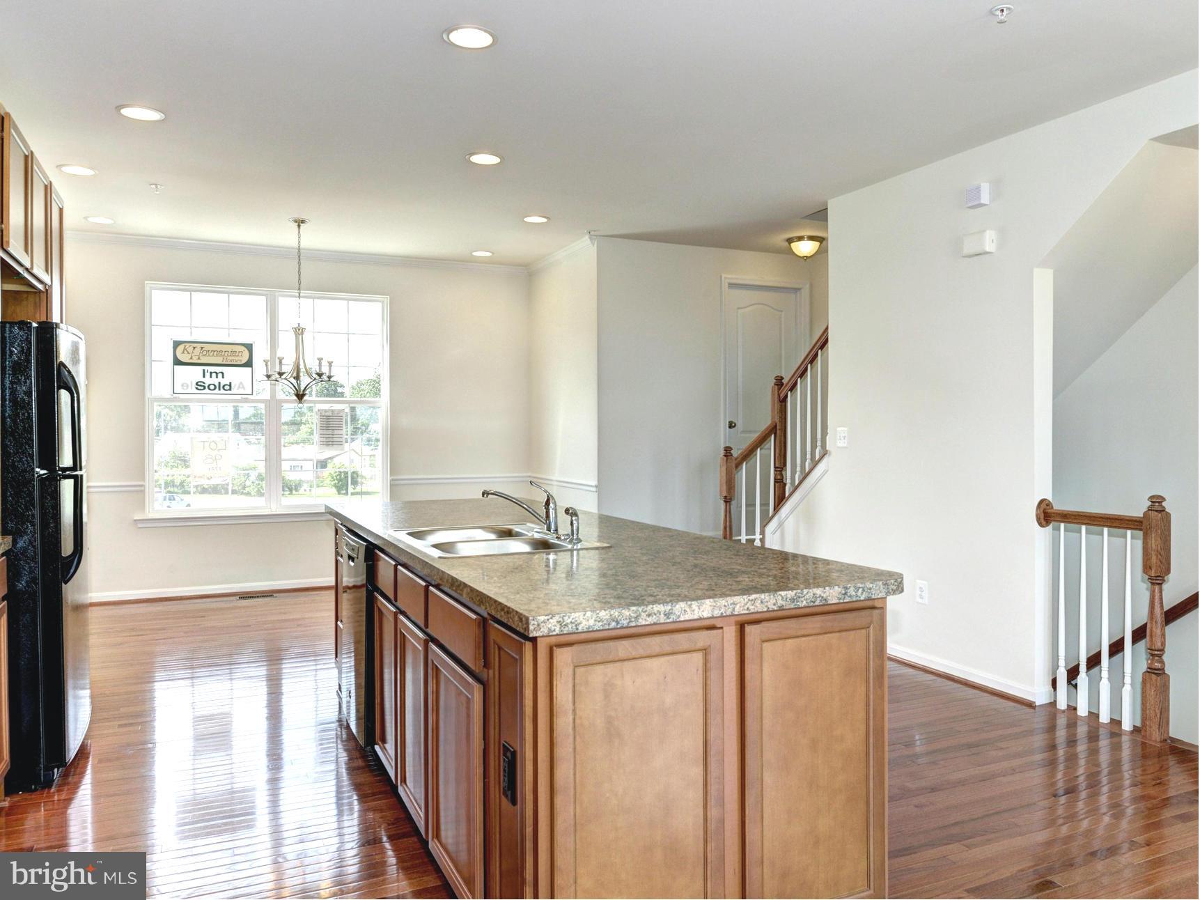 ADMIRALS LANDING - Residential