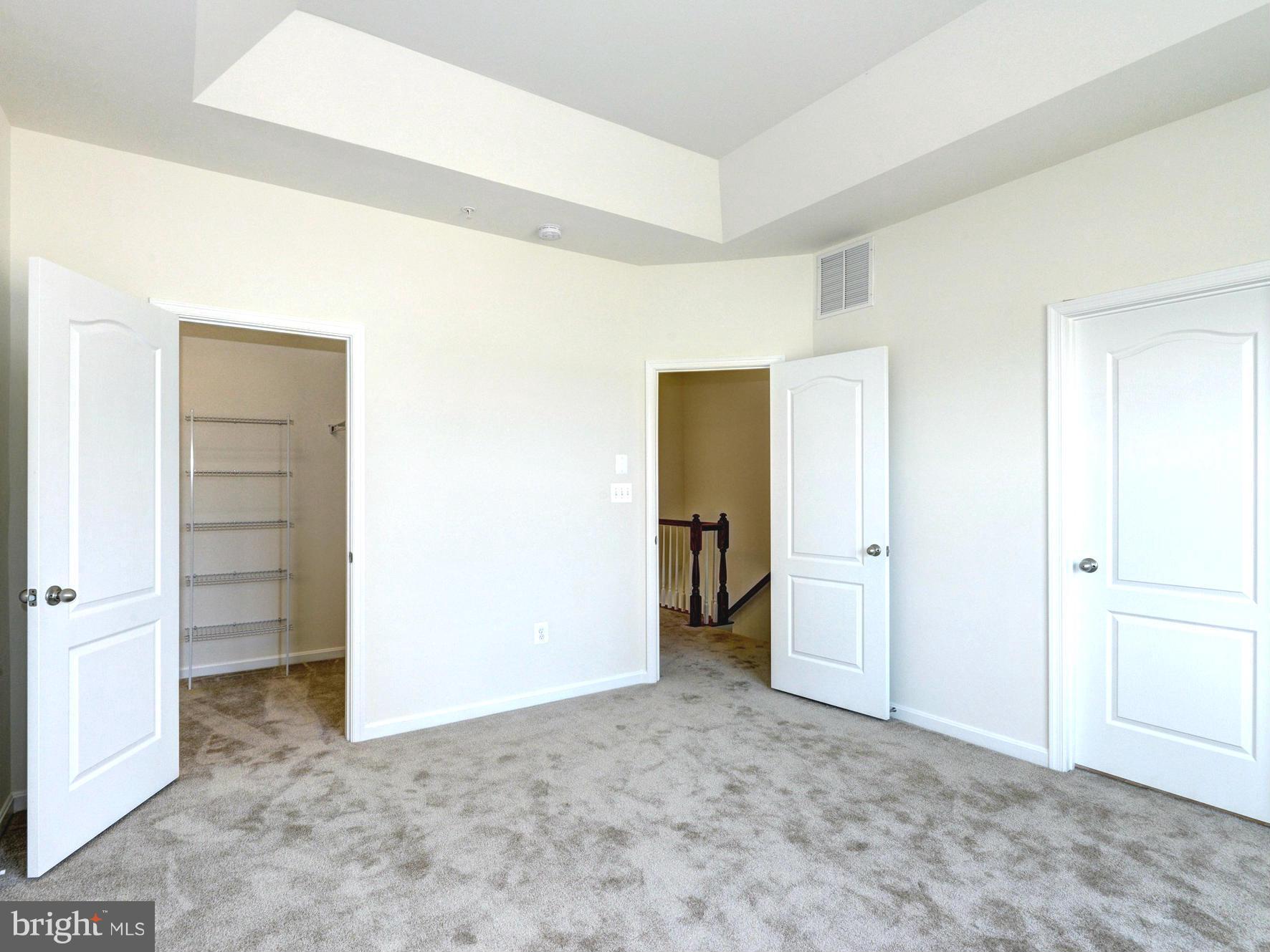 ADMIRALS LANDING - Residential