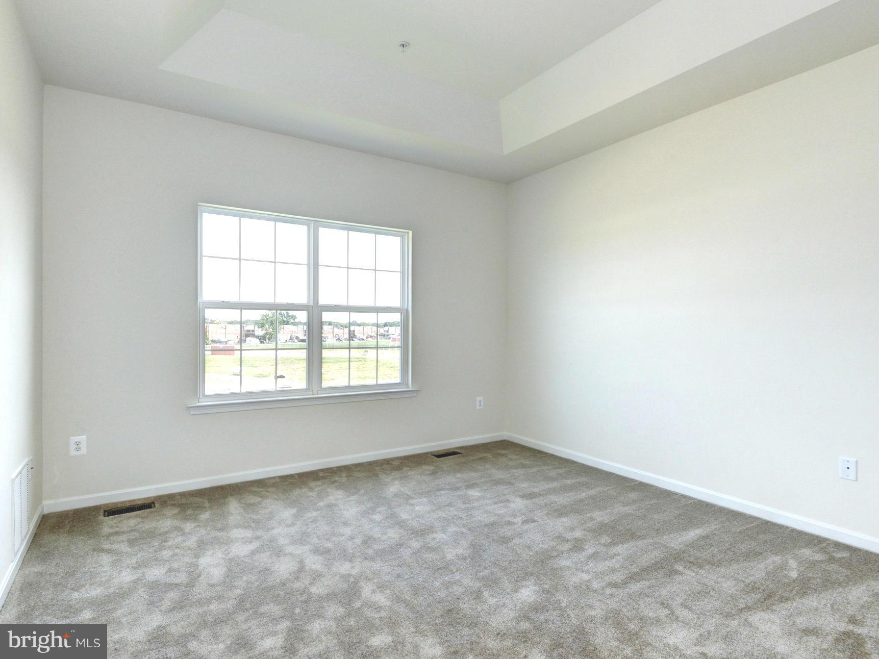 ADMIRALS LANDING - Residential