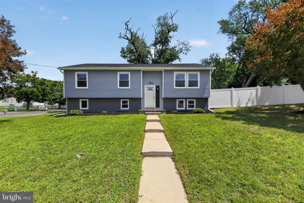 Photo of 1569 W Chestnut Avenue, VINELAND, NJ 08360 (MLS # NJCB2031962)