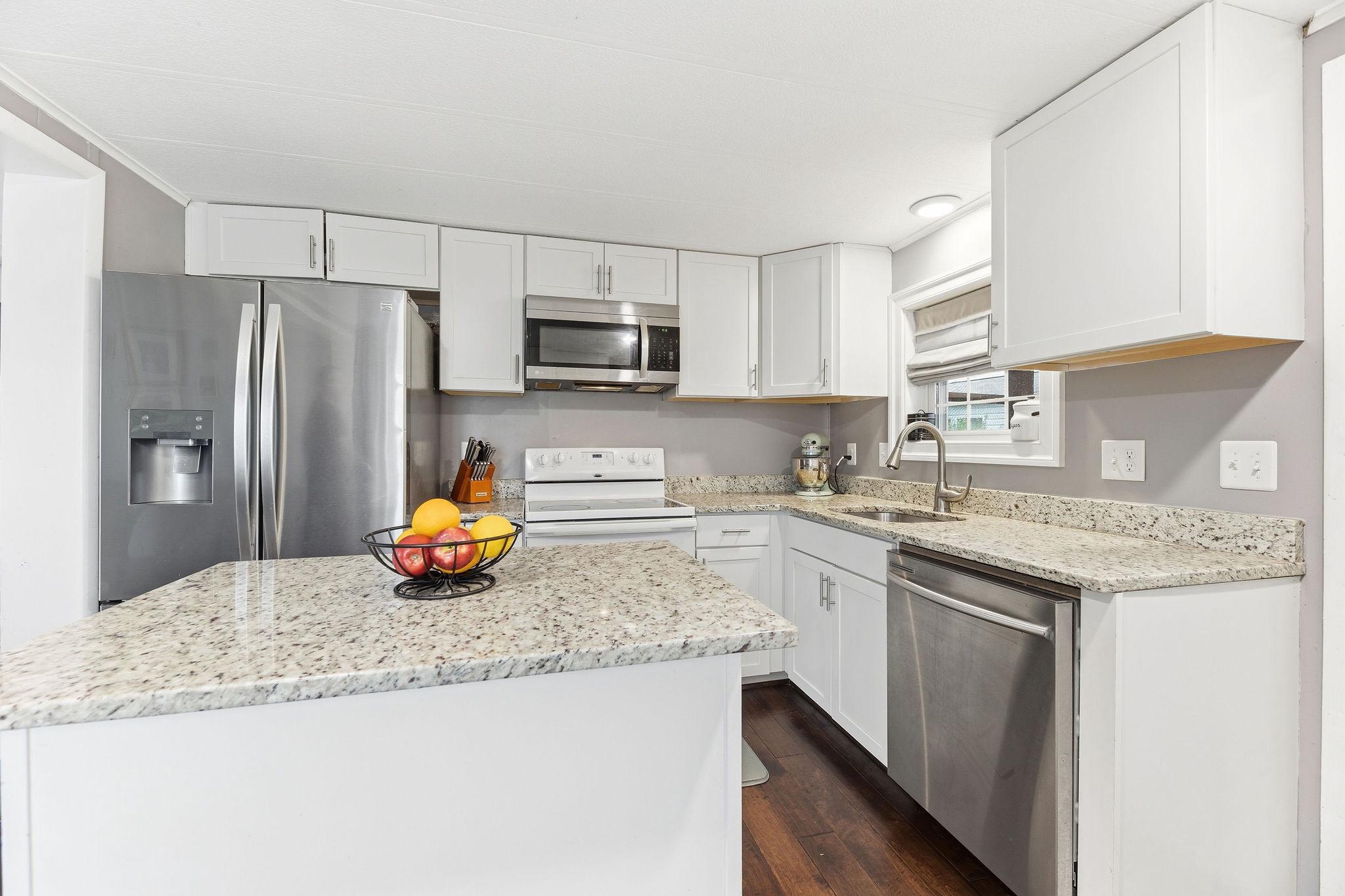 9132 GOLDENROD LANE