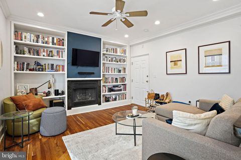 Photo of 1212 M Street NW #302, WASHINGTON, DC 20005 (MLS # DCDC2251994)