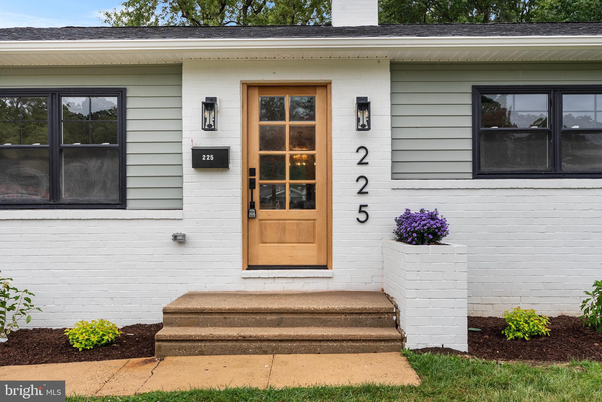 225 QUAKER RIDGE ROAD