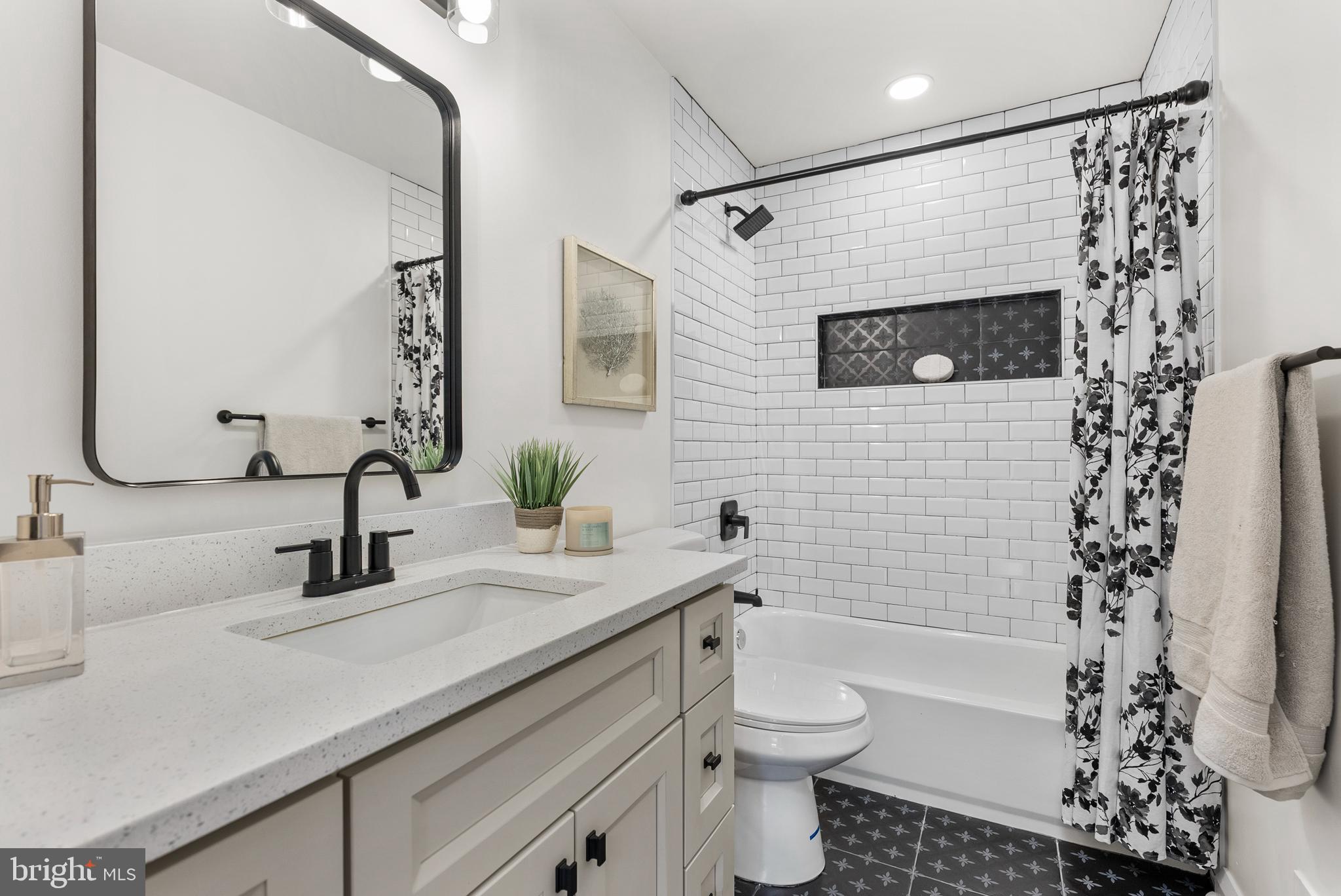 PINE VALLEY - Residential