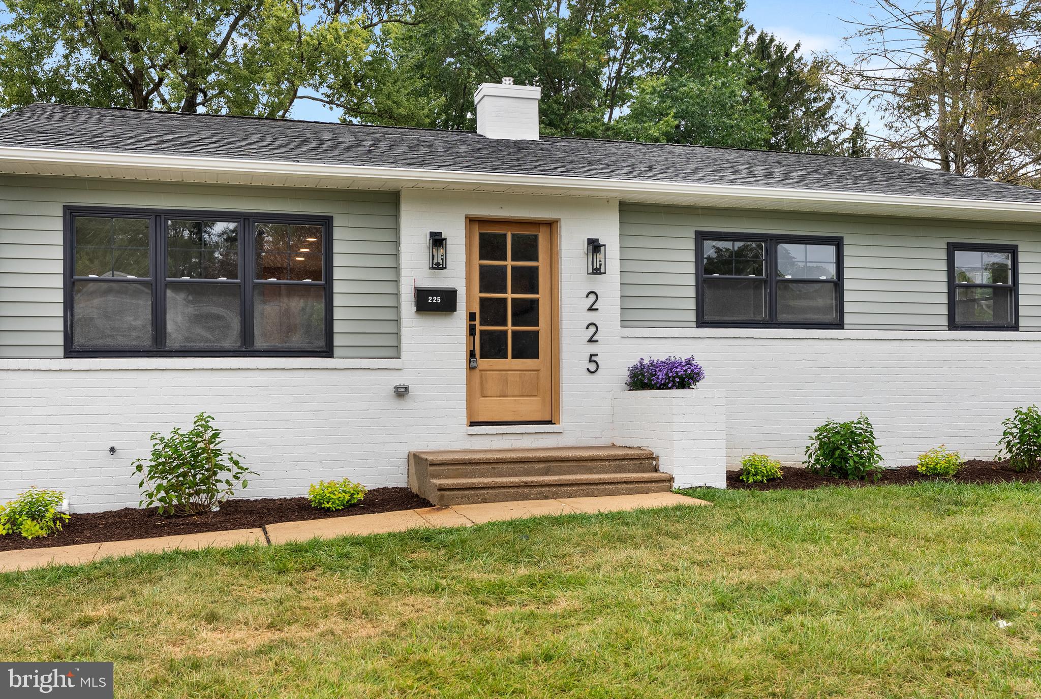 PINE VALLEY - Residential