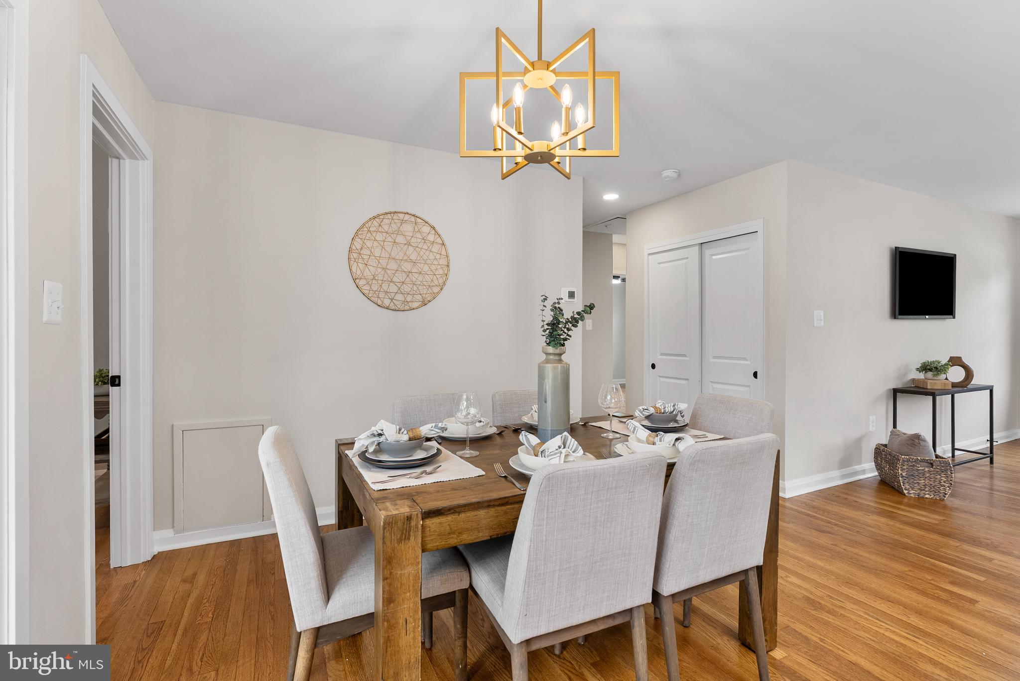 PINE VALLEY - Residential