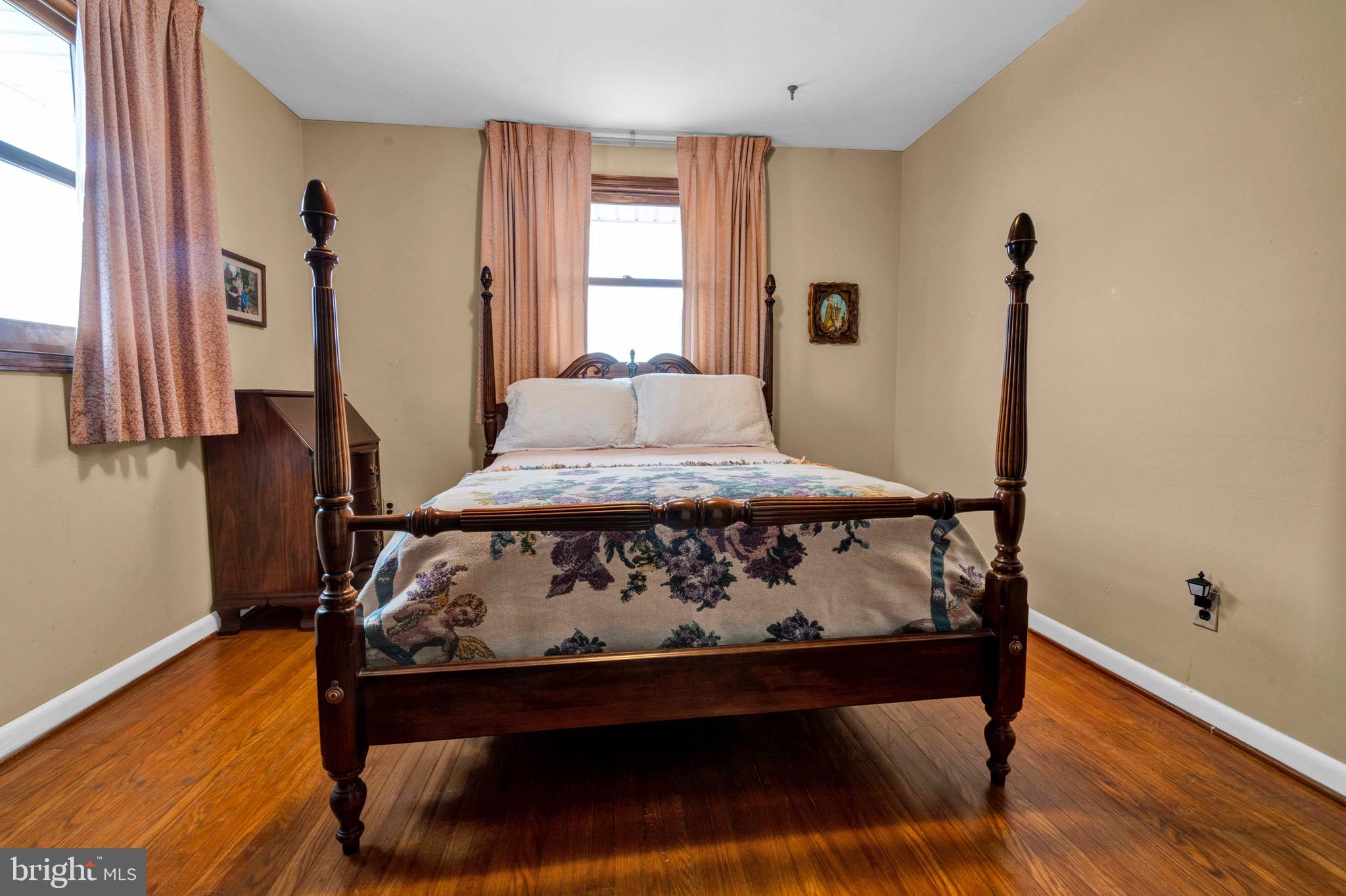 NONE AVAILABLE - Commercial Lease