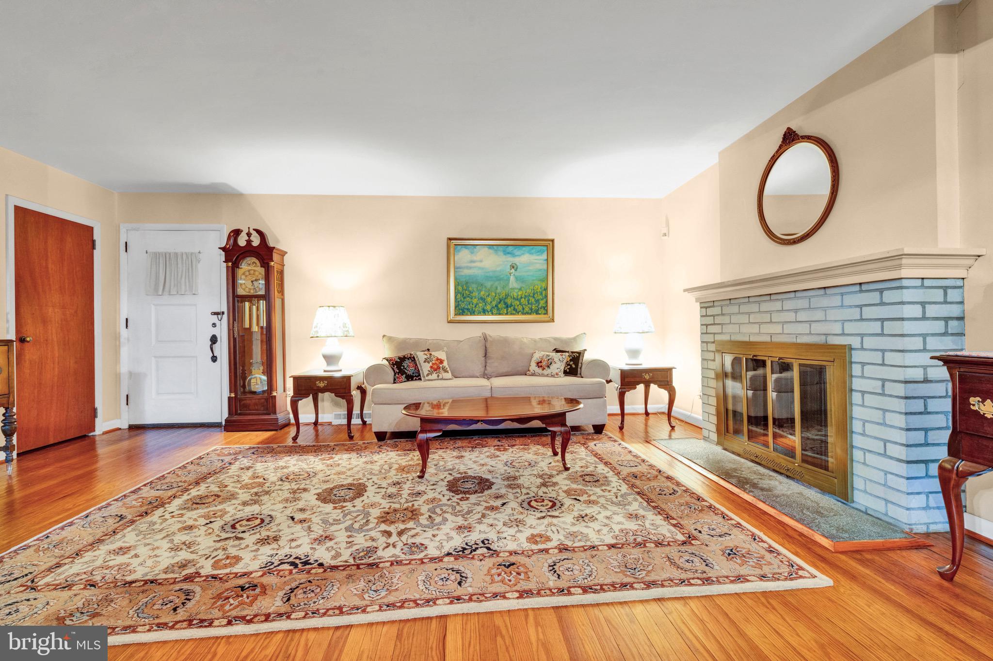 NONE AVAILABLE - Commercial Lease