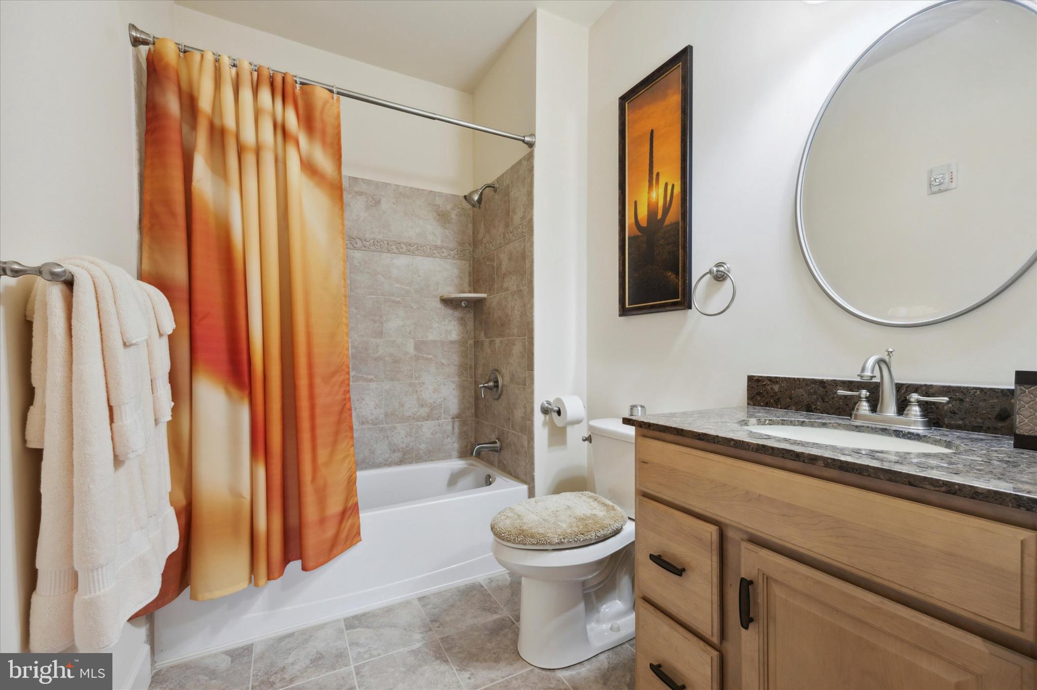 TERRAZZA NEWTOWN SQR - Residential