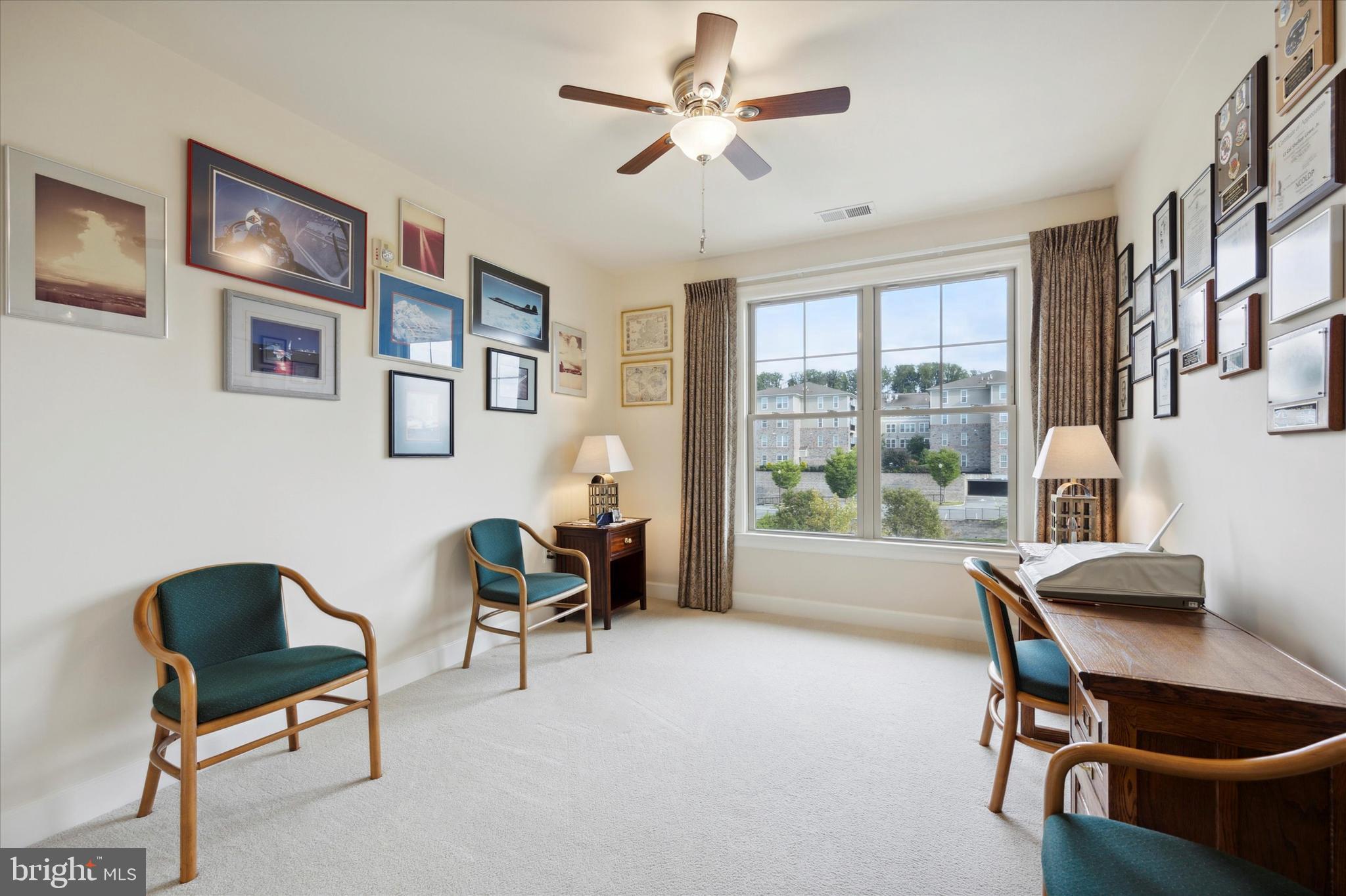 TERRAZZA NEWTOWN SQR - Residential