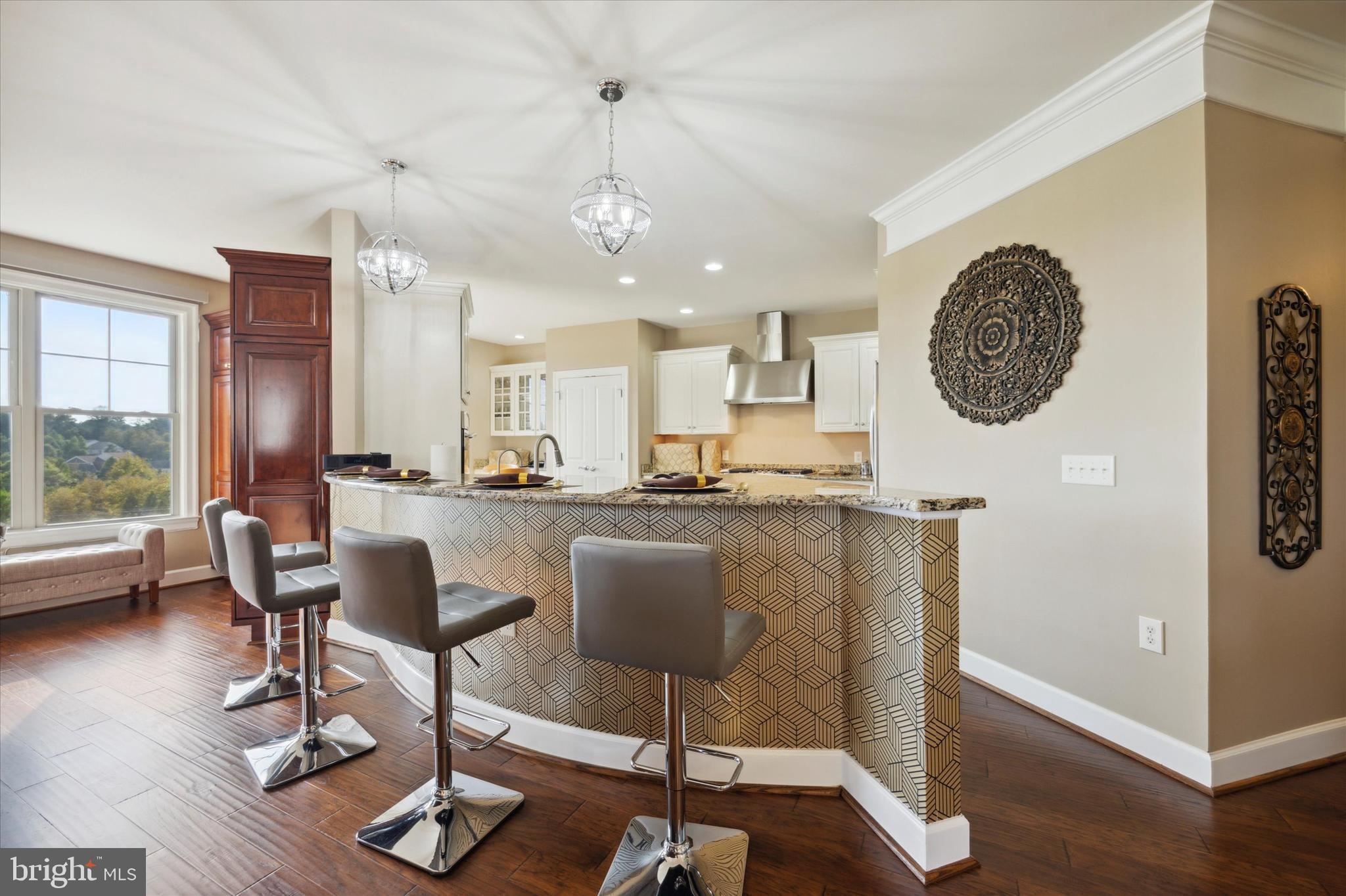 TERRAZZA NEWTOWN SQR - Residential