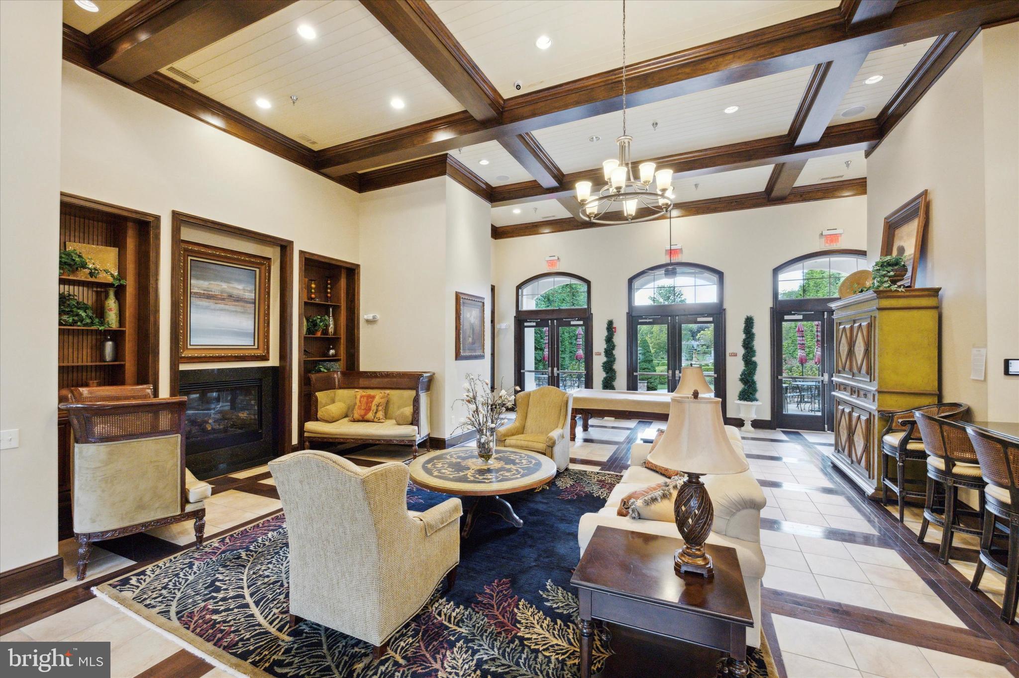 TERRAZZA NEWTOWN SQR - Residential