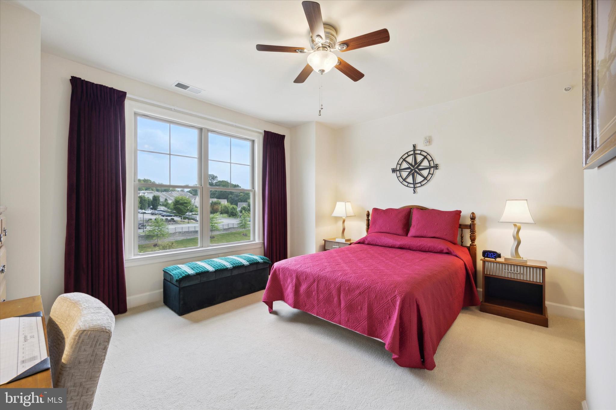 TERRAZZA NEWTOWN SQR - Residential