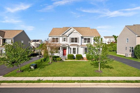 Photo of 13555 Eagles Rest Drive, LEESBURG, VA 20176 (MLS # VALO2124510)