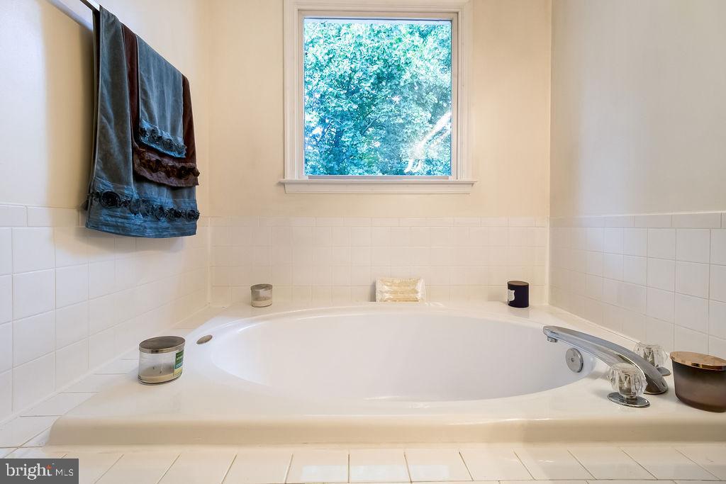 WOODMORE - Residential