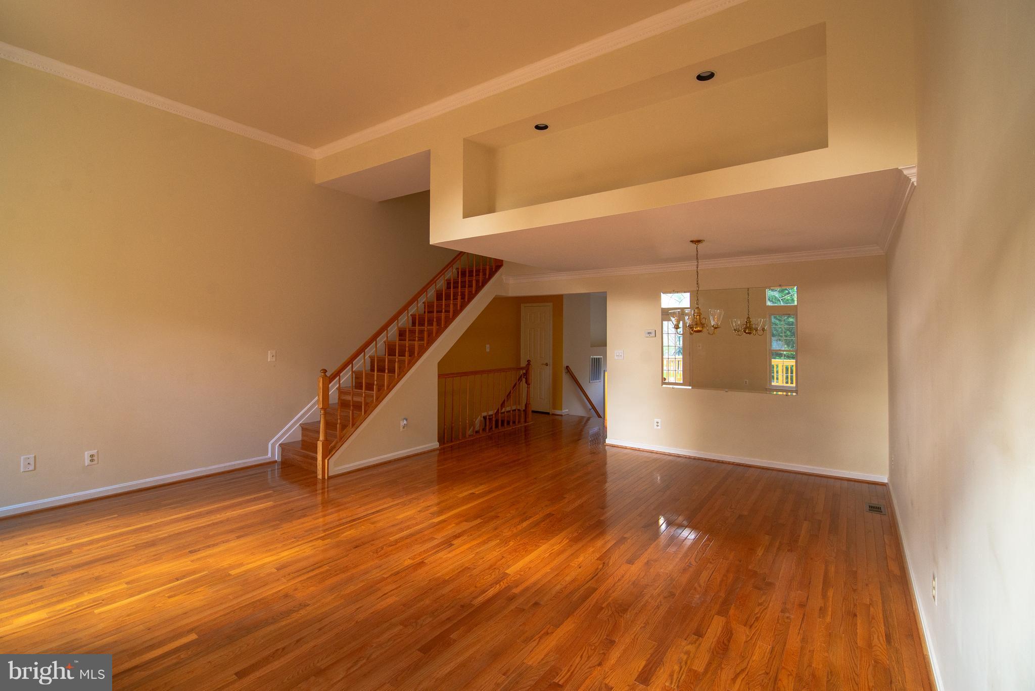 NOTTINGHAM WOODS - Residential