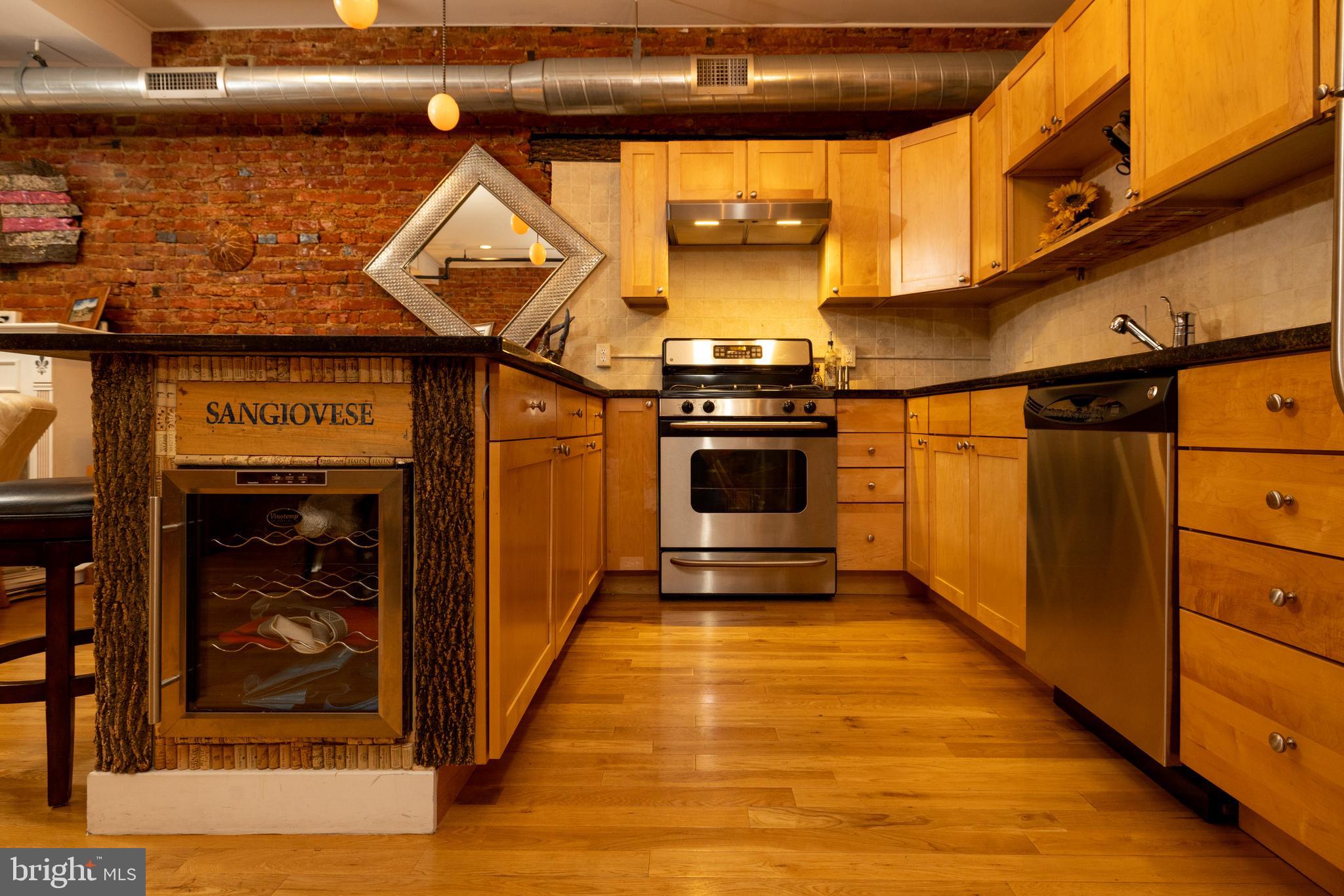 OLD CITY - Residential Lease