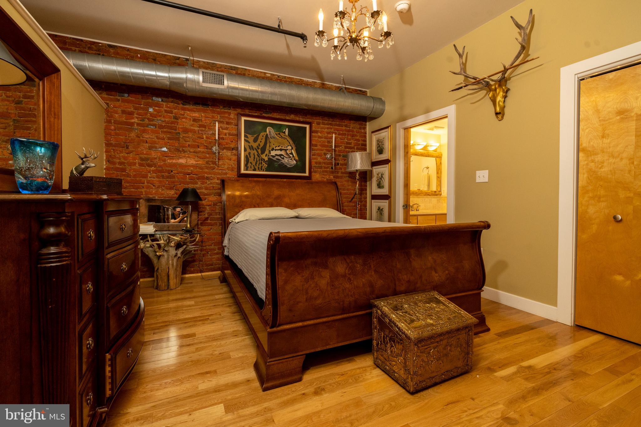 OLD CITY - Residential Lease