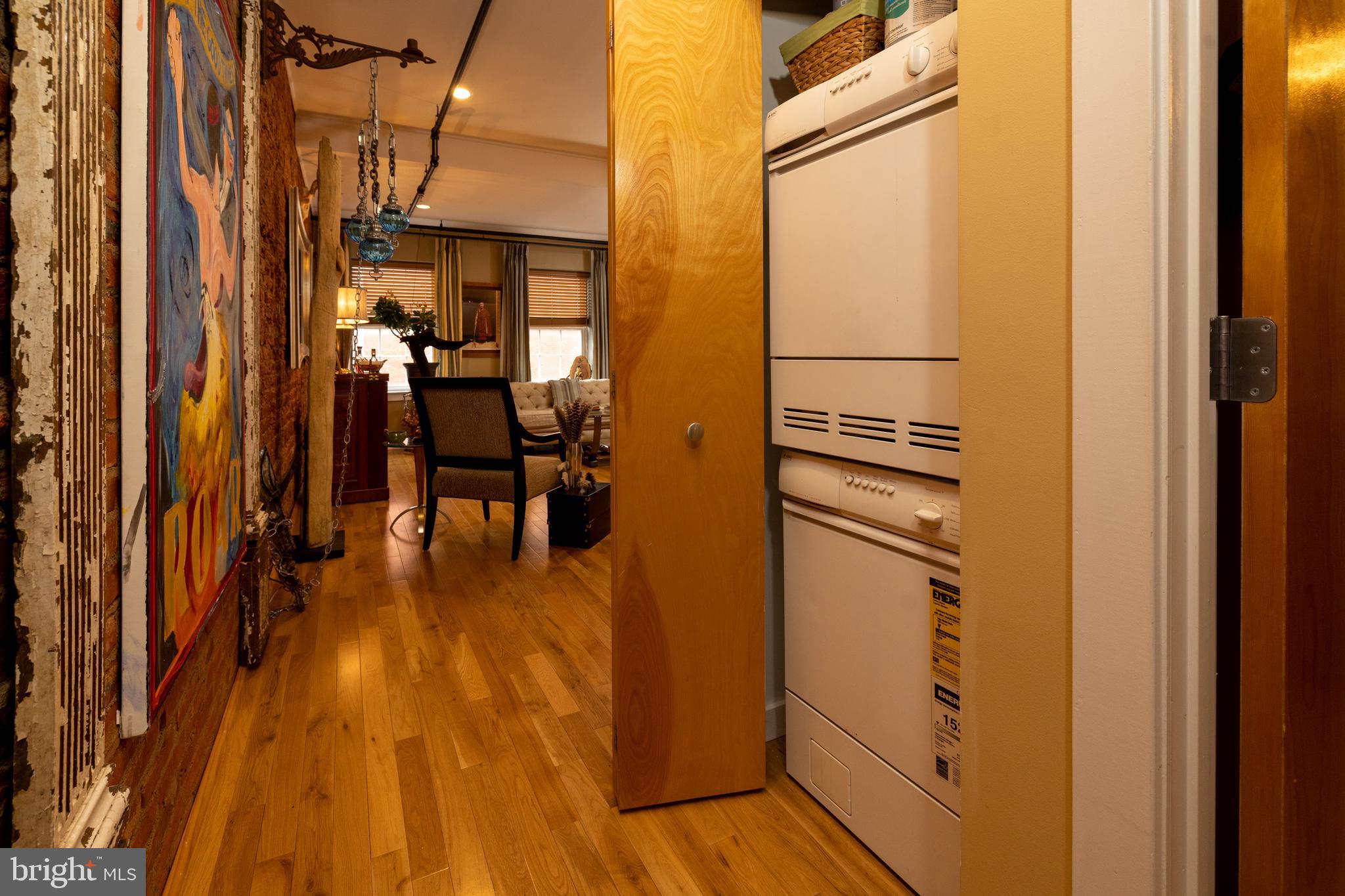 OLD CITY - Residential Lease