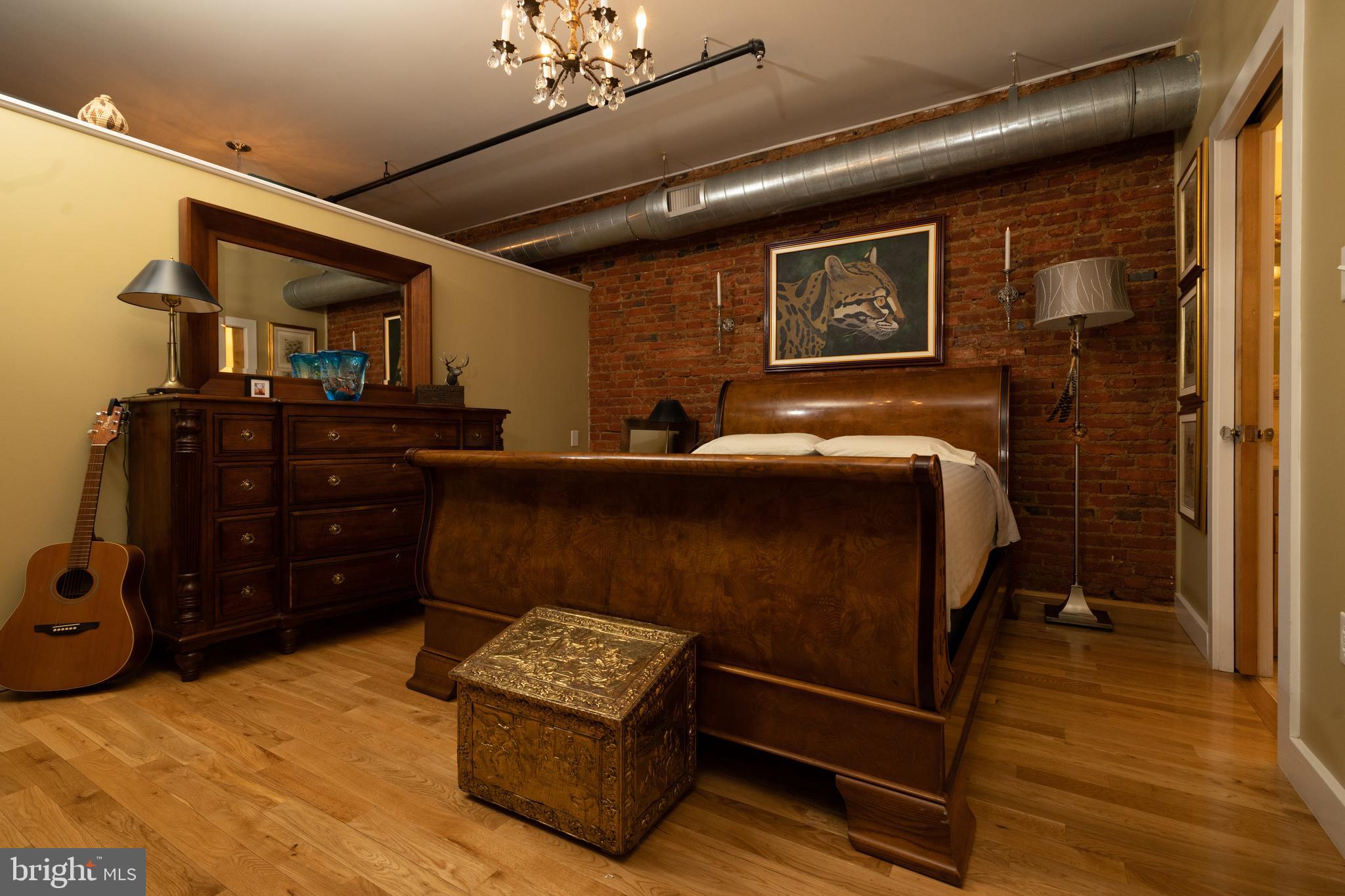 OLD CITY - Residential Lease