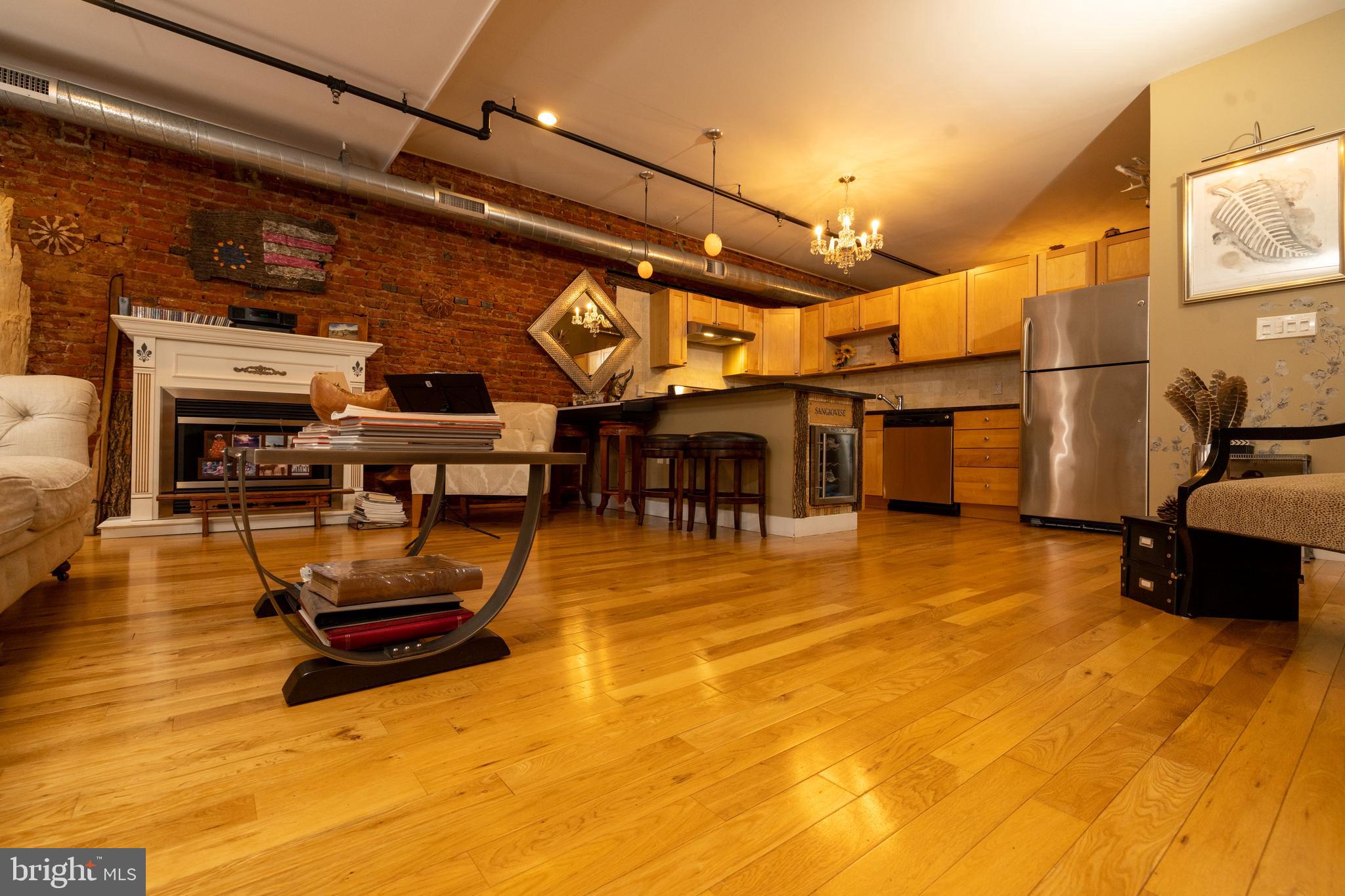 OLD CITY - Residential Lease