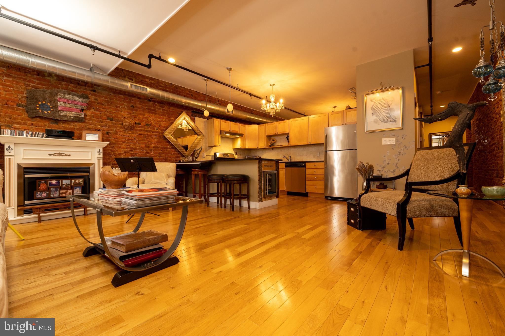 OLD CITY - Residential Lease
